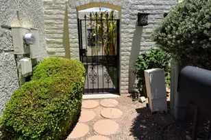 814 N Crescent Ln, Tucson, AZ 85710 - Photo 3