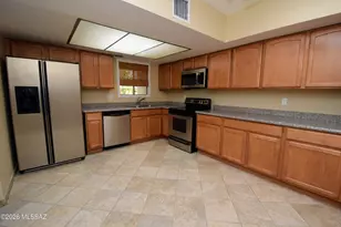 814 N Crescent Ln, Tucson, AZ 85710 - Photo 7