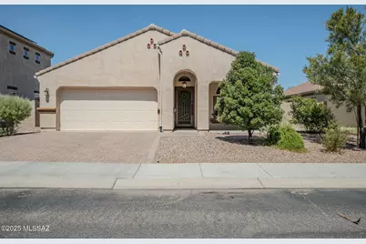 8768 W Saguaro Moon Road, Marana, AZ 85653 - Photo 1