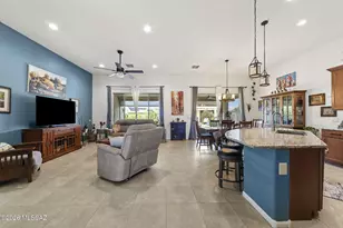 2547 E Josephine View Dr, Green Valley, AZ 85614 - Photo 11