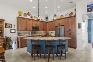 2547 E Josephine View Dr, Green Valley, AZ 85614 - Photo 17