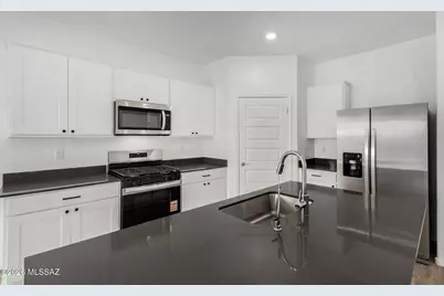 12498 W Nicholas Drive, Marana, AZ 85653 - Photo 13