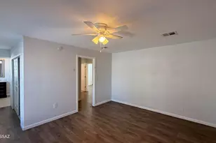 8449 E Kent Pl, Tucson, AZ 85710 - Photo 13