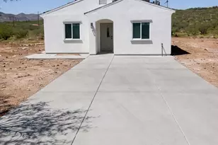 427 Cancun Ct, Rio Rico, AZ 85648 - Photo 1