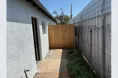 326 E Prince Road #1, Tucson, AZ 85705 - Photo 9