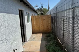 326 E Prince Rd, Tucson, AZ 85705 - Photo 9