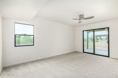 750 W Camino Iturbide, Green Valley, AZ 85622 - Photo 17