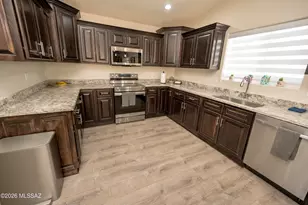 1100 Mako Ct, Rio Rico, AZ 85648 - Photo 23