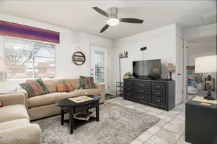 233 S Paseo Tierra, Green Valley, AZ 85614 - Photo 5