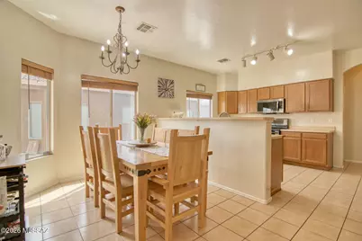 1107 S Speckled Stone Way, Tucson, AZ 85710 - Photo 7