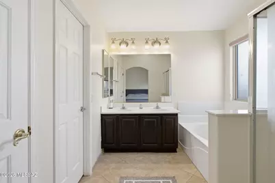 578 W Tara Danette Drive, Tucson, AZ 85704 - Photo 27