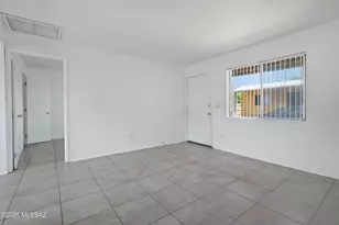 5813 E 23rd St, Tucson, AZ 85711 - Photo 23