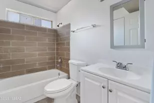 5813 E 23rd St, Tucson, AZ 85711 - Photo 37