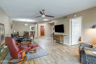 7232 E Ashling Ln, Tucson, AZ 85715 - Photo 9