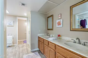 7232 E Ashling Ln, Tucson, AZ 85715 - Photo 15