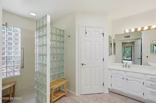 1097 W Corte Del Pintor, Green Valley, AZ 85614 - Photo 25