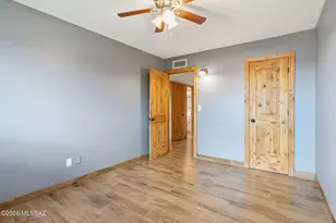 9320 E Barbara Jean Pl, Tucson, AZ 85710 - Photo 23