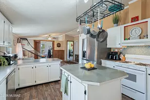 17602 W Waterman Ln, Marana, AZ 85653 - Photo 19