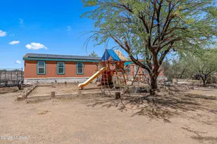 17602 W Waterman Ln, Marana, AZ 85653 - Photo 3