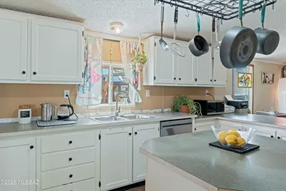 17602 W Waterman Lane, Marana, AZ 85653 - Photo 15