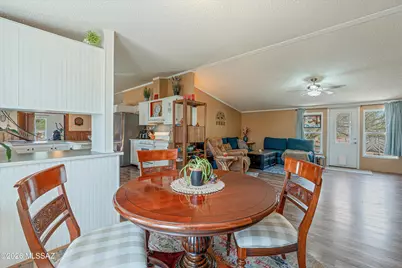17602 W Waterman Lane, Marana, AZ 85653 - Photo 9