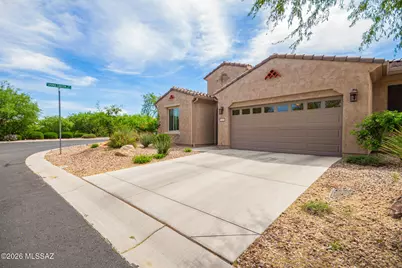 1648 E Horned Lark Drive, Green Valley, AZ 85614 - Photo 39