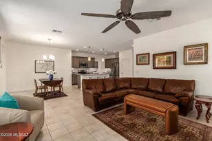 1648 E Horned Lark Dr, Green Valley, AZ 85614 - Photo 5