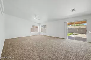 10008 E Moonstruck Way, Tucson, AZ 85747 - Photo 11