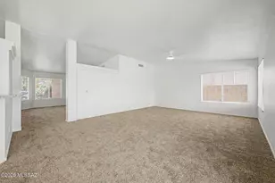 10008 E Moonstruck Way, Tucson, AZ 85747 - Photo 9
