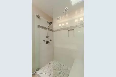6861 E Hawthorne Circle, Tucson, AZ 85710 - Photo 25