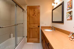 8201 N Carolyn Pl, Tucson, AZ 85704 - Photo 17