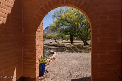 8201 N Carolyn Place, Tucson, AZ 85704 - Photo 3