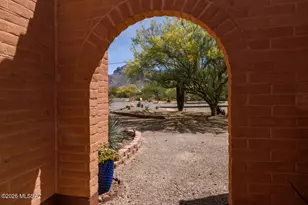 8201 N Carolyn Pl, Tucson, AZ 85704 - Photo 3