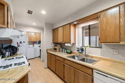 1202 W Riverview Boulevard, Tucson, AZ 85745 - Photo 31