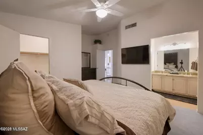 10407 N Fair Desert Drive, Oro Valley, AZ 85737 - Photo 13