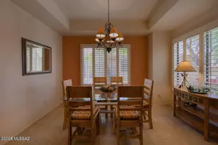 836 E Camino Diestro, Oro Valley, AZ 85704 - Photo 13