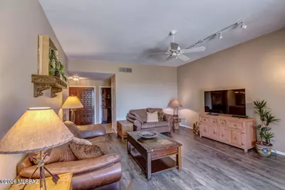 836 E Camino Diestro, Oro Valley, AZ 85704 - Photo 25