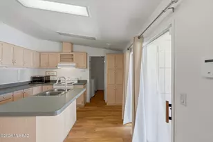 9322 S Carol Dr, Tucson, AZ 85736 - Photo 9