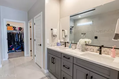 2269 W Azure Creek Loop, Oro Valley, AZ 85742 - Photo 21