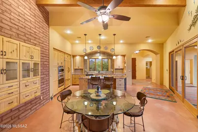 6320 N Happy Trail, Tucson, AZ 85743 - Photo 9