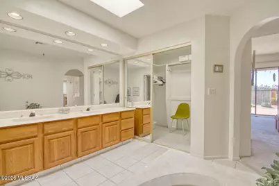 784 E Camino Diestro, Oro Valley, AZ 85704 - Photo 31