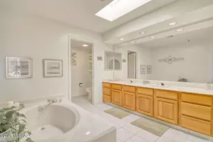 784 E Camino Diestro, Oro Valley, AZ 85704 - Photo 29