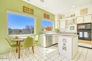 784 E Camino Diestro, Oro Valley, AZ 85704 - Photo 19