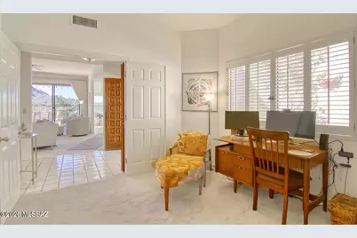 784 E Camino Diestro, Oro Valley, AZ 85704 - Photo 35