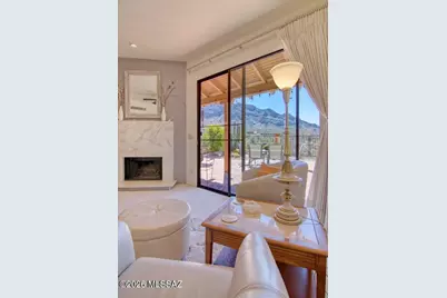 784 E Camino Diestro, Oro Valley, AZ 85704 - Photo 13