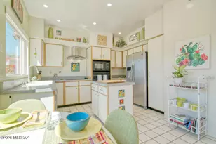 784 E Camino Diestro, Oro Valley, AZ 85704 - Photo 17