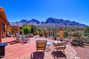 784 E Camino Diestro, Oro Valley, AZ 85704 - Photo 3
