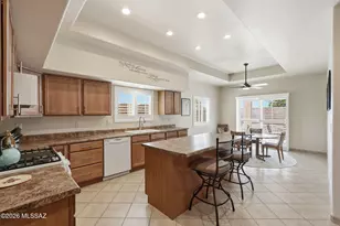 180 E Placita De Aretes, Green Valley, AZ 85614 - Photo 9