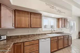 180 E Placita De Aretes, Green Valley, AZ 85614 - Photo 13