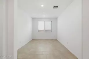 6704 E Caminito La Piscina, Tucson, AZ 85756 - Photo 17